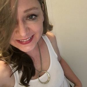 Meet your Posher, Lacey